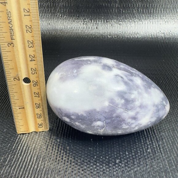 Vintage Italian Marble Carved Large Egg Figurine Paperweight Stone Heavy Purple - Picture 2 of 13